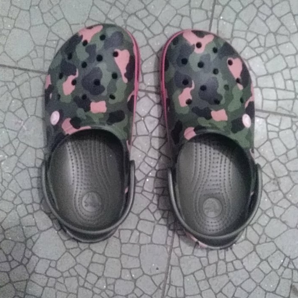 Crocs